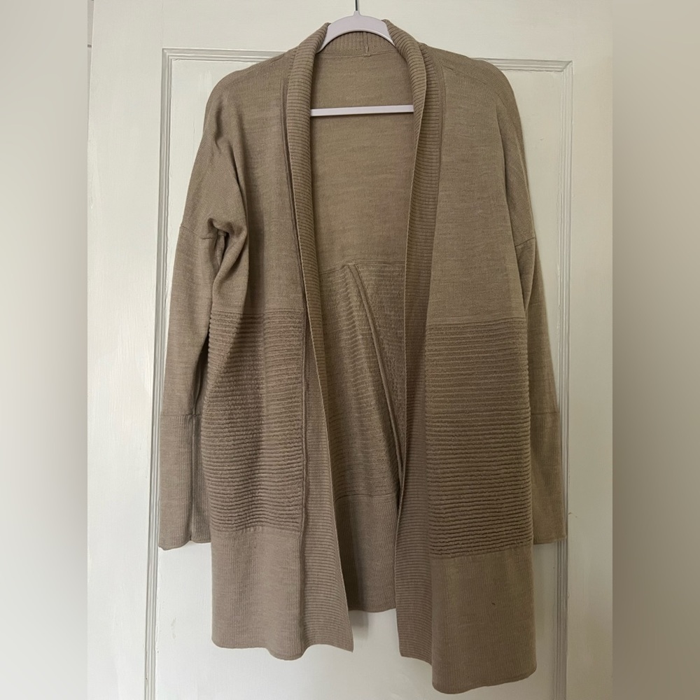 lululemon womens 4/6 split back wheat wool cardigan